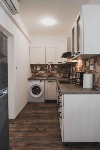 Apartment image 10