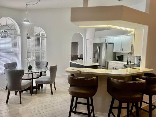 Létesítmények, Dreamy Family Pool House in Clermont