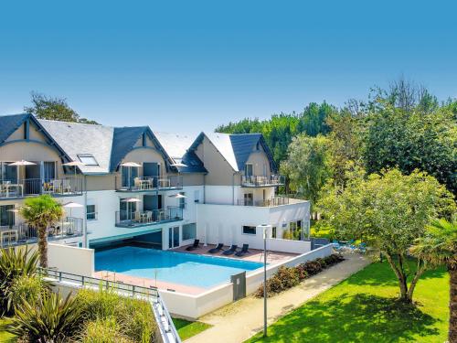 Πισίνα, Residence Vacances Bleues Les Jardins d'Arvor in Μπενοντέ