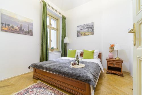 Spacious 3-room Apartment I Center I Palladium Mall, Прага