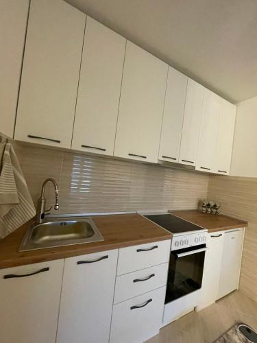 Centrum 2 in ดูโดวาชูมา