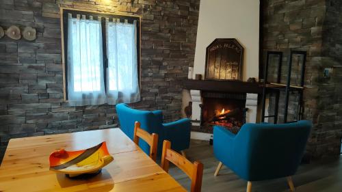 레팡 르 락 La tanière du lac d Aiguebelette (La taniere du lac d Aiguebelette) 4성급 싱글룸 수영장