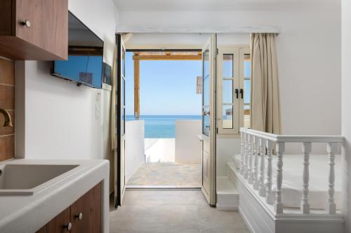 Stegna Akti Luxury Suites Stegna Akti Luxury Suites