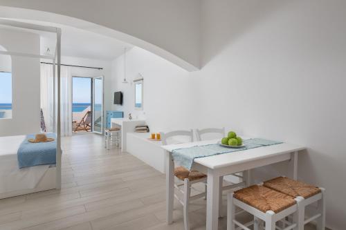 Stegna Akti Luxury Suites Stegna Akti Luxury Suites