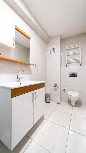 Best Hotel Pendik - image 14