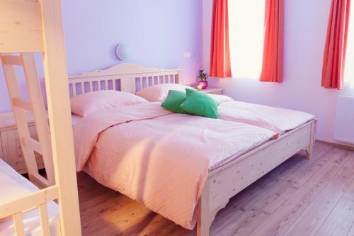 Guesthouse Macesen - image 13