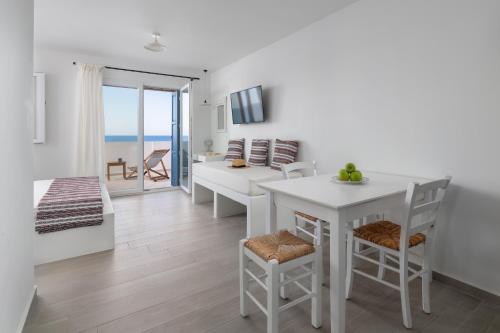 Stegna Akti Luxury Suites Stegna Akti Luxury Suites