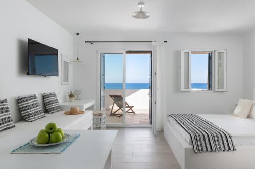 Stegna Akti Luxury Suites Stegna Akti Luxury Suites