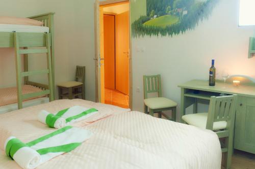 Guesthouse Macesen - image 7