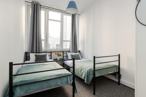 23 MGR Hostel Solec