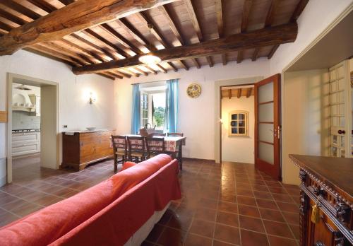 Villa Santa Maria