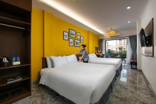 Room, family, terrace