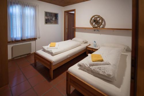 Large Single Room