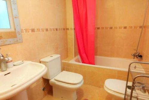 ห้องน้ำ, Bright apartment for you near ฟรอกเนอร์ปาร์ค