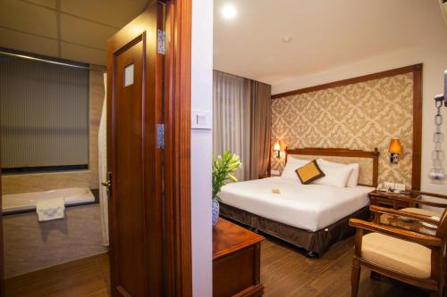 Guestroom, Western Hanoi Hotel near Highway4 Tran Thai Tong
