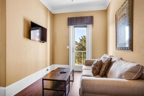 Tahitian Paradise by RealJoy Vacations - image 11