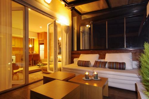 Vivaldi Penthouse Ayuntamiento - image 3