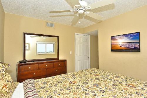 Sunset Chateau #609 - image 43