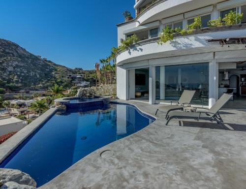 The one and only Pedregal Hollywood House