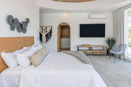 The one and only Pedregal Hollywood House in Cabo San Lucas, Mexico