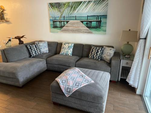 Beautiful Bright & Sparkling 2Bed 1Bath Beach Retreat - Unit 212 detail