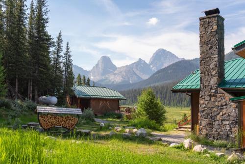 Accommodation in Kananaskis Village