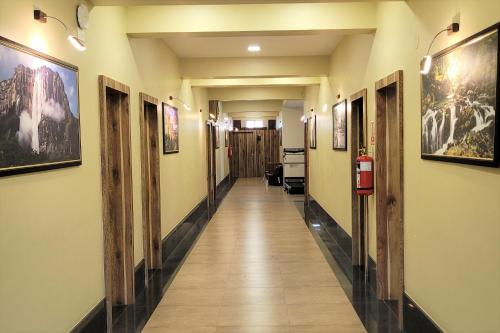 Hotel Om Inn - Talegaon Dabhade