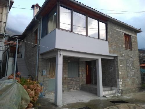 A szálláshely kívülről, Christo's Place Katarraktis Artas in Agnanta