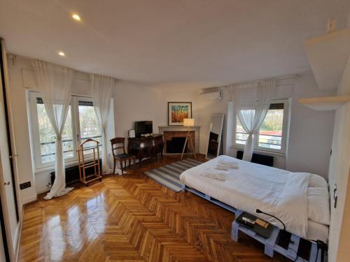 ELEGANT ROOMS PARIOLI, Roma (foto 2)