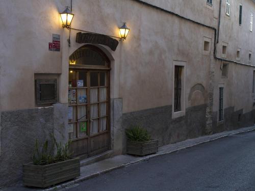 Can Font - image 11