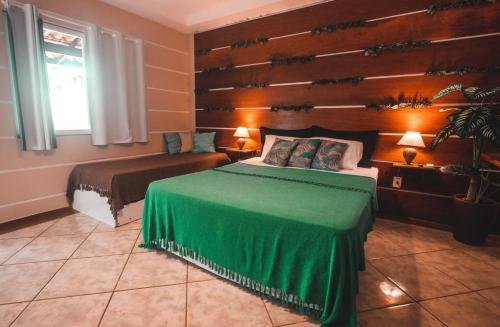 Luxury Triple Room image 5
