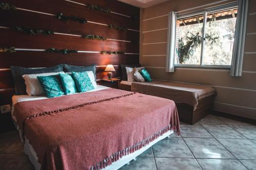 Luxury Triple Room image 4