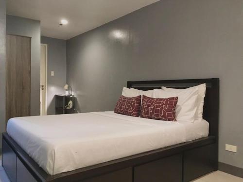 Penthouse , 1BR , Loft , WIFI up to 100mbps , Cozy, Cebu