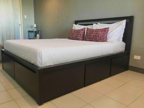 Penthouse , 1BR , Loft , WIFI up to 100mbps , Cozy, Cebu City (fotografie 10)