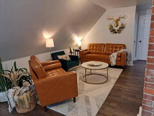 Saco Riverside Apt Modern & Cozy 3 bedroom 3rd flr - Apartment - Conway