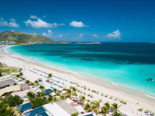 playa, Orient Bay Palm Court Residence 4 Stars in Saint Martin