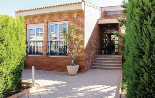 Nice Home In Playa Honda With Jacuzzi