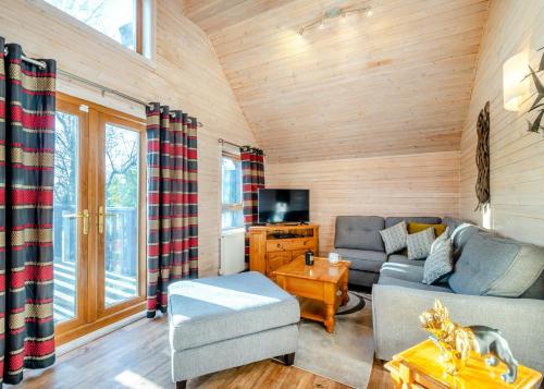 Nunland Hillside Lodges