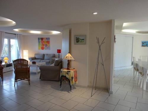 Superbe duplex au centre de Trégastel avec WiFi et garage privé - FR-1-368-52