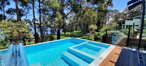 Luxury by the Basin