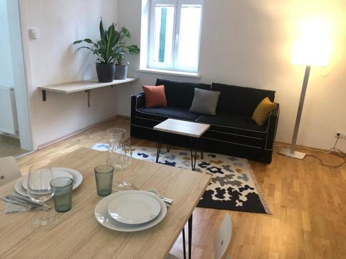 2 Zimmer Apartment mit Terrasse! Schönbrunn-Nähe in Wien