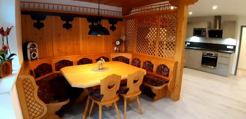 Haus Wibmer in 東蒂羅爾地區馬特賴市中心