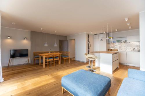 Apartment with Sea View image 10