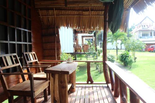 Eden Lanta Bungalow