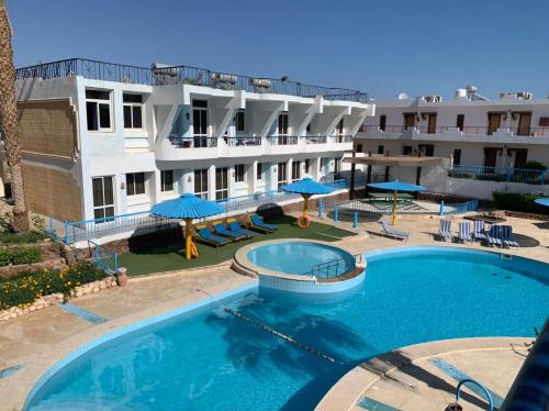 Regency Hotel