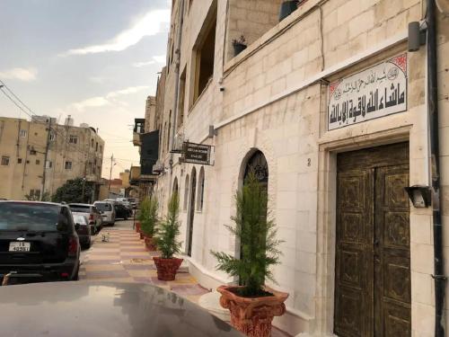 Three-Bedroom Apartment room in Khirfan Crown Houses -downtown