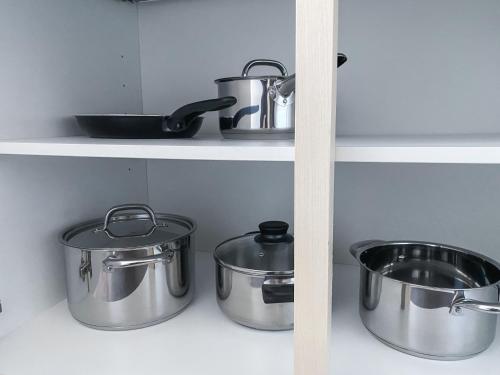 Stilvolle 2 Zimmer Wohnung mit Küche, TV, Waschmaschine, Lipsko (fotografie 9)