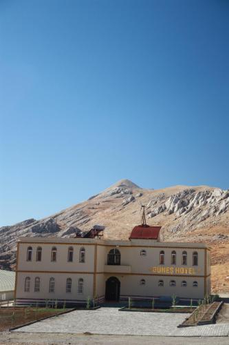 Nemrut Güneş Motel