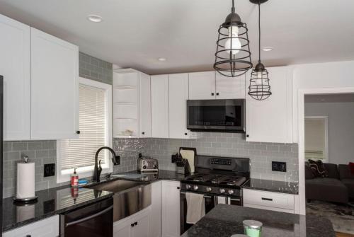 Queen Bed - Boston - RM 2 in Wakefield (Massachusetts)