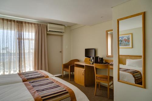 River City Inn – Upington, NM